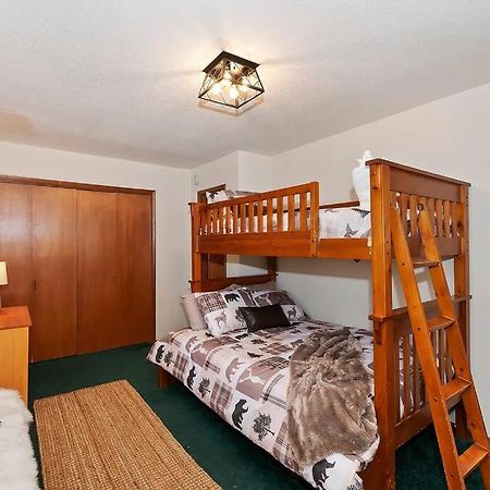 Everwood Serenity Treehouse Ontrail Head/Sledding Villa Big Bear Lake Exterior foto