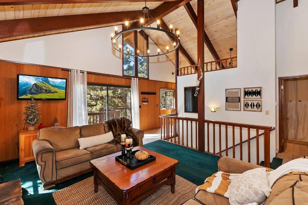 Everwood Serenity Treehouse Ontrail Head/Sledding Villa Big Bear Lake Exterior foto
